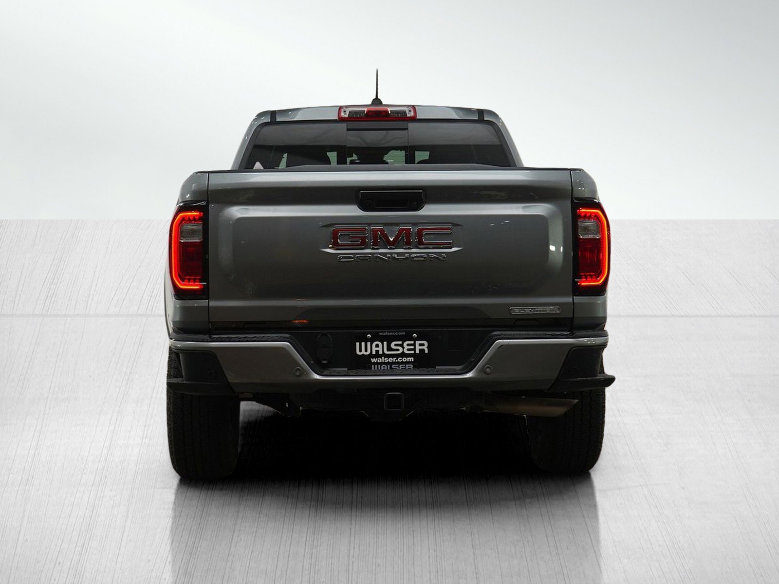 Used 2025 GMC Canyon Elevation w/ Convenience Package image 4