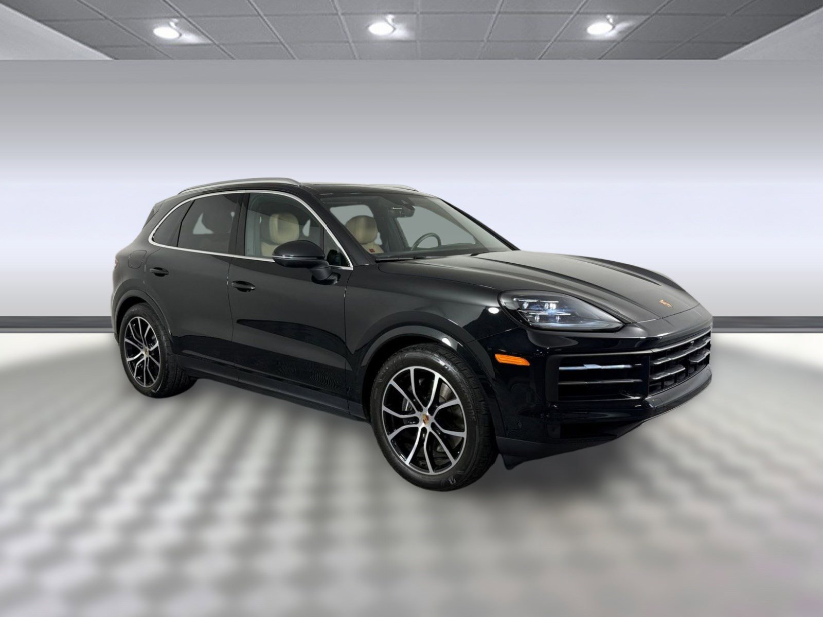 Used 2025 Porsche Cayenne image 7