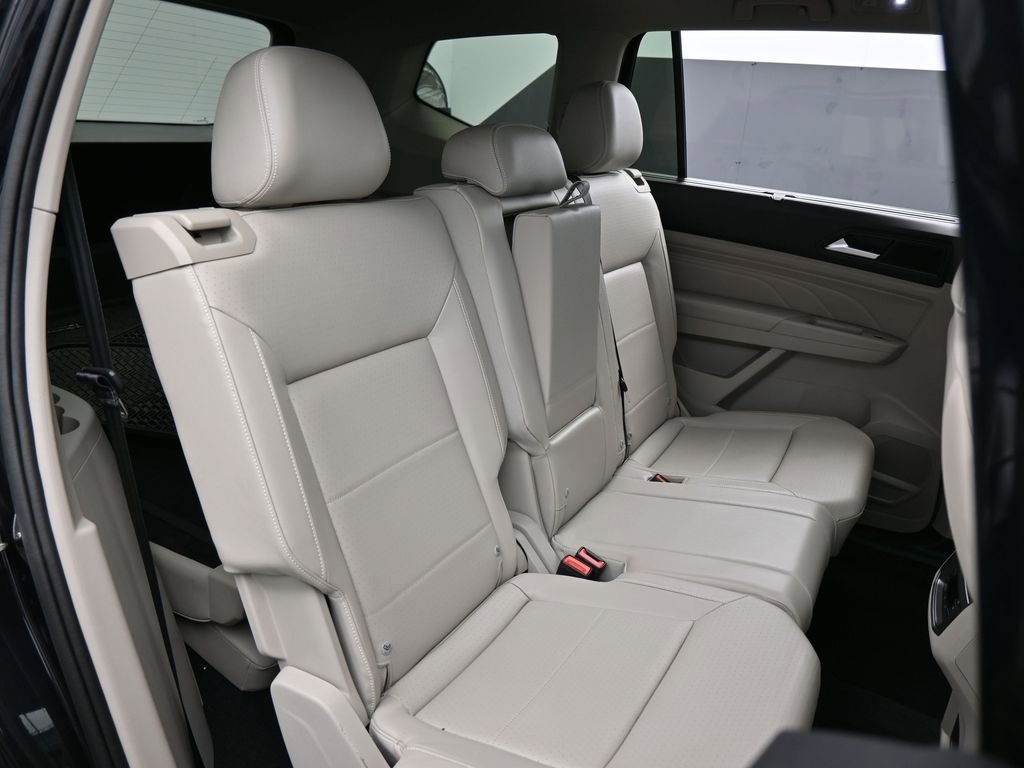 Used 2023 Volkswagen Atlas SEL R-Line image 49
