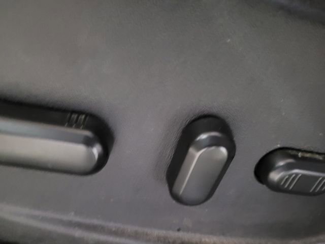 Used 2018 Ford Escape SEL image 32