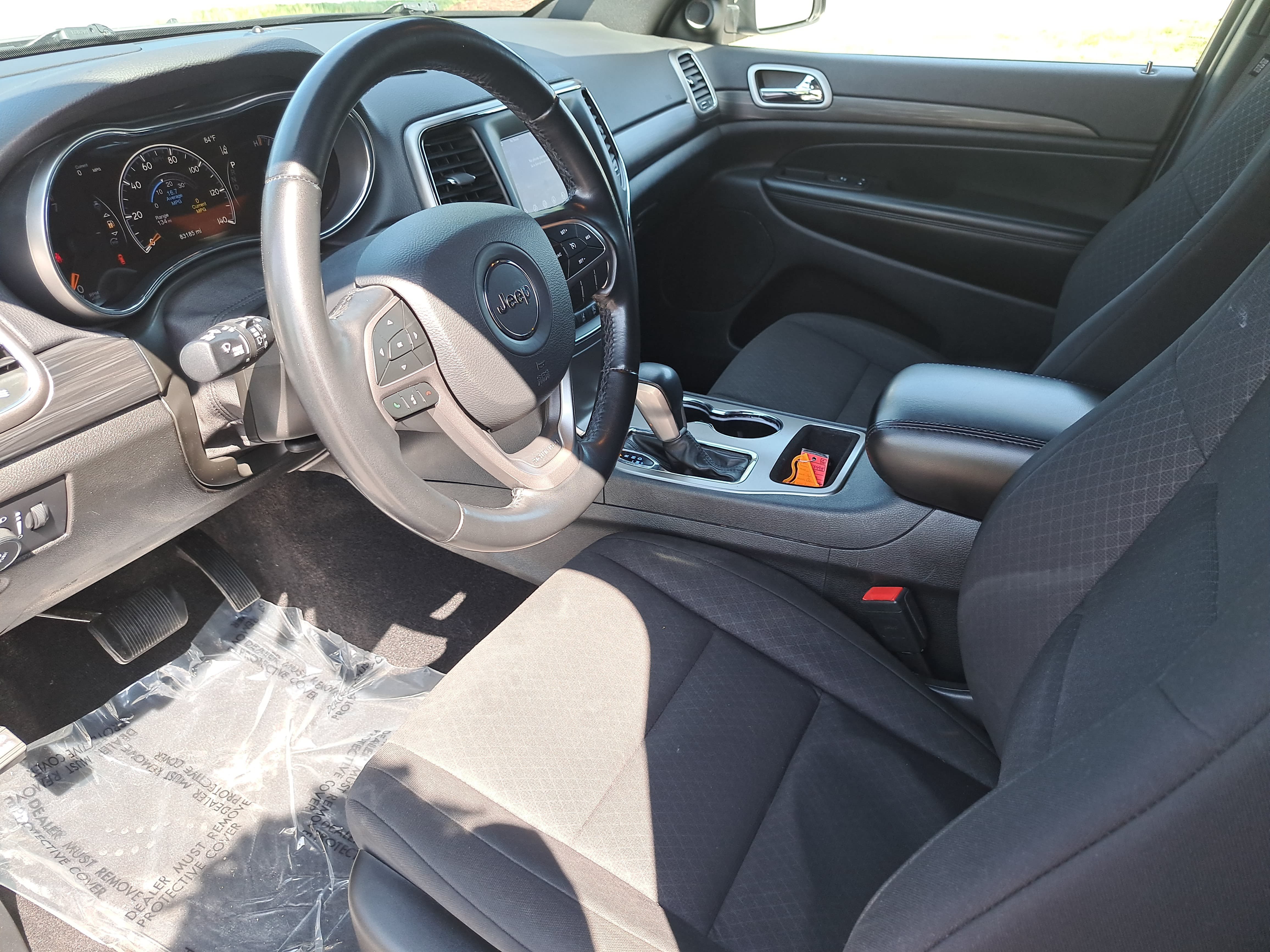 Used 2021 Jeep Grand Cherokee Laredo RWD image 16