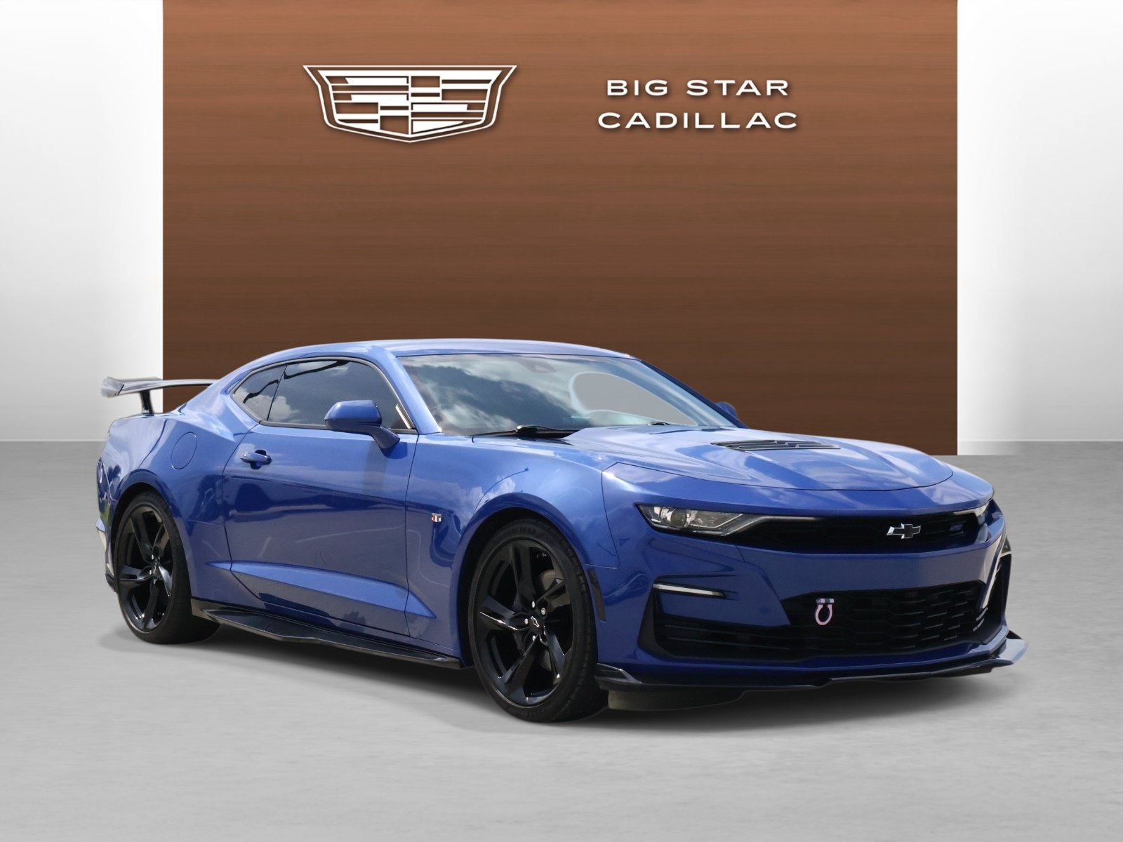 Used 2021 Chevrolet Camaro SS RWD image 7