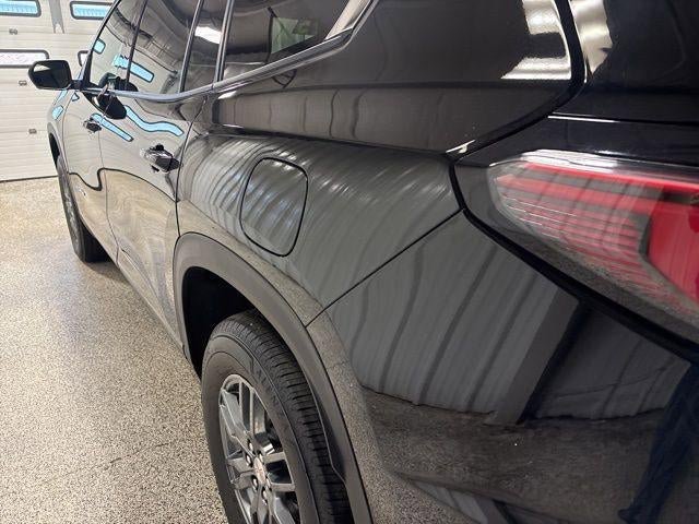 Used 2025 GMC Acadia Elevation image 10