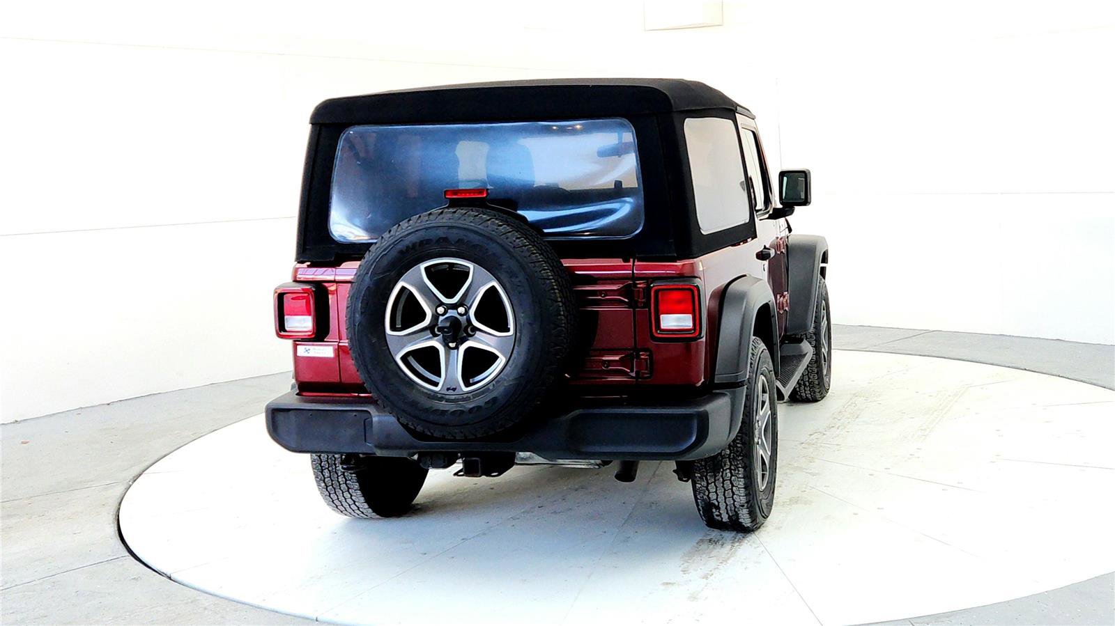 Used 2021 Jeep Wrangler Sport image 5