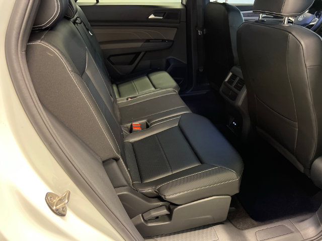 Certified 2023 Volkswagen Atlas Cross Sport SE FWD image 13