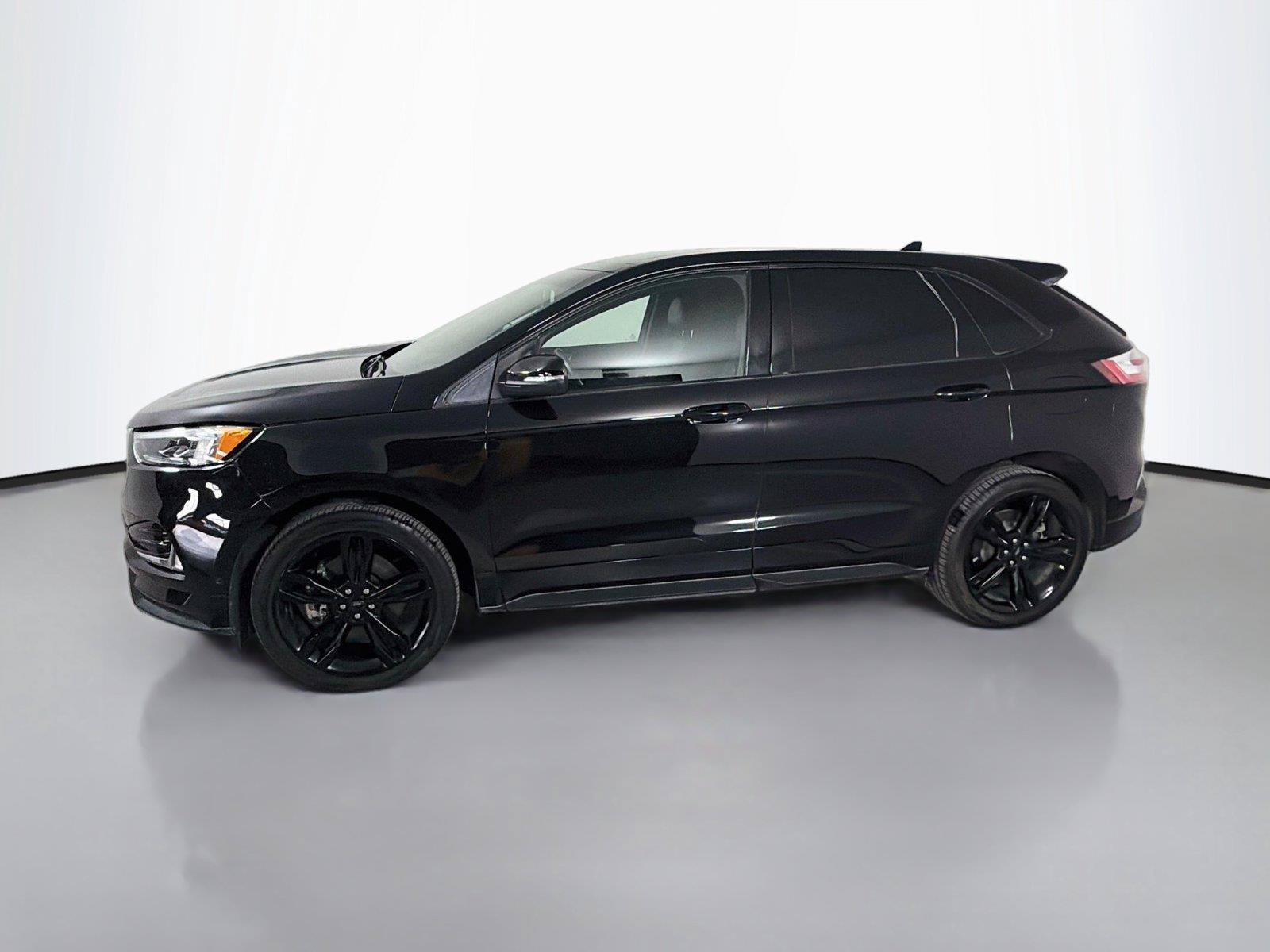 Used 2019 Ford Edge ST w/ Equipment Group 401A AWD/4WD image 2