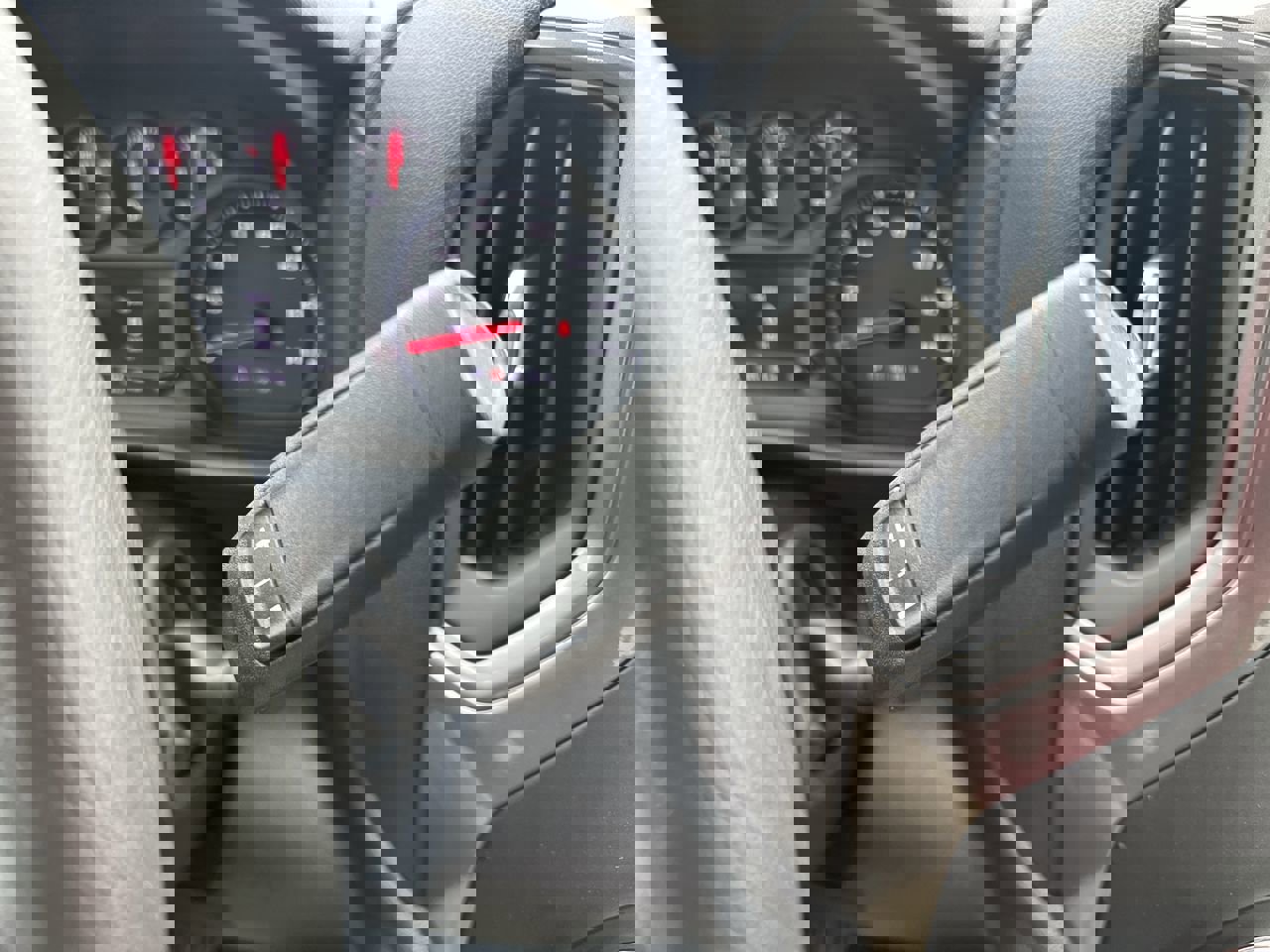 New 2025 GMC Sierra 2500 Pro w/ Convenience Package image 19