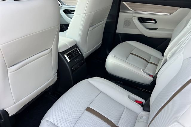 New 2026 MAZDA CX-90 Plug-In Hybrid w/ Premium Plus AWD/4WD image 13