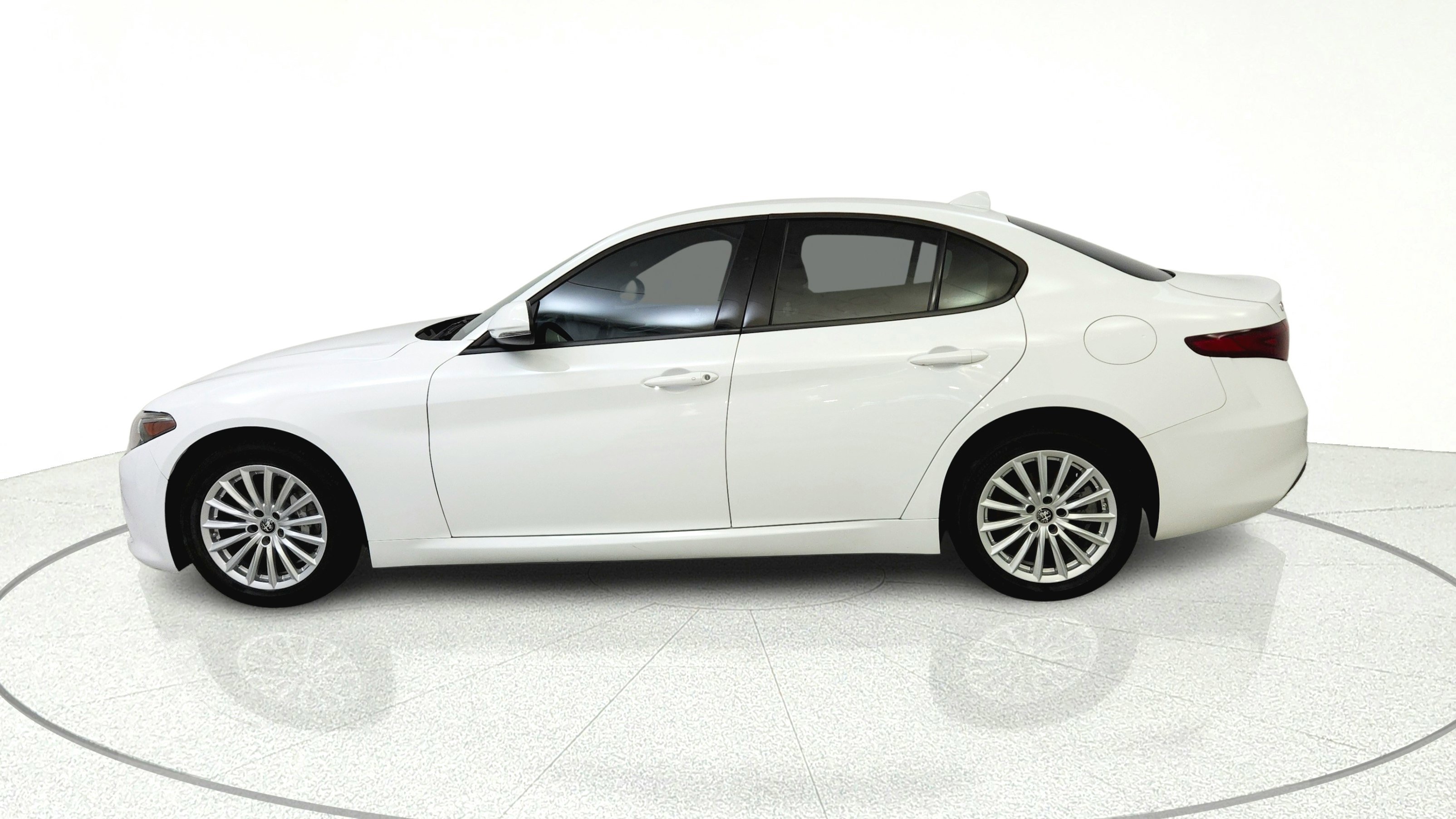 Used 2022 Alfa Romeo Giulia Sprint AWD/4WD image 4