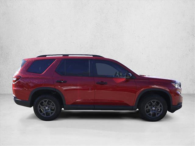 New 2025 Honda Pilot TrailSport image 4