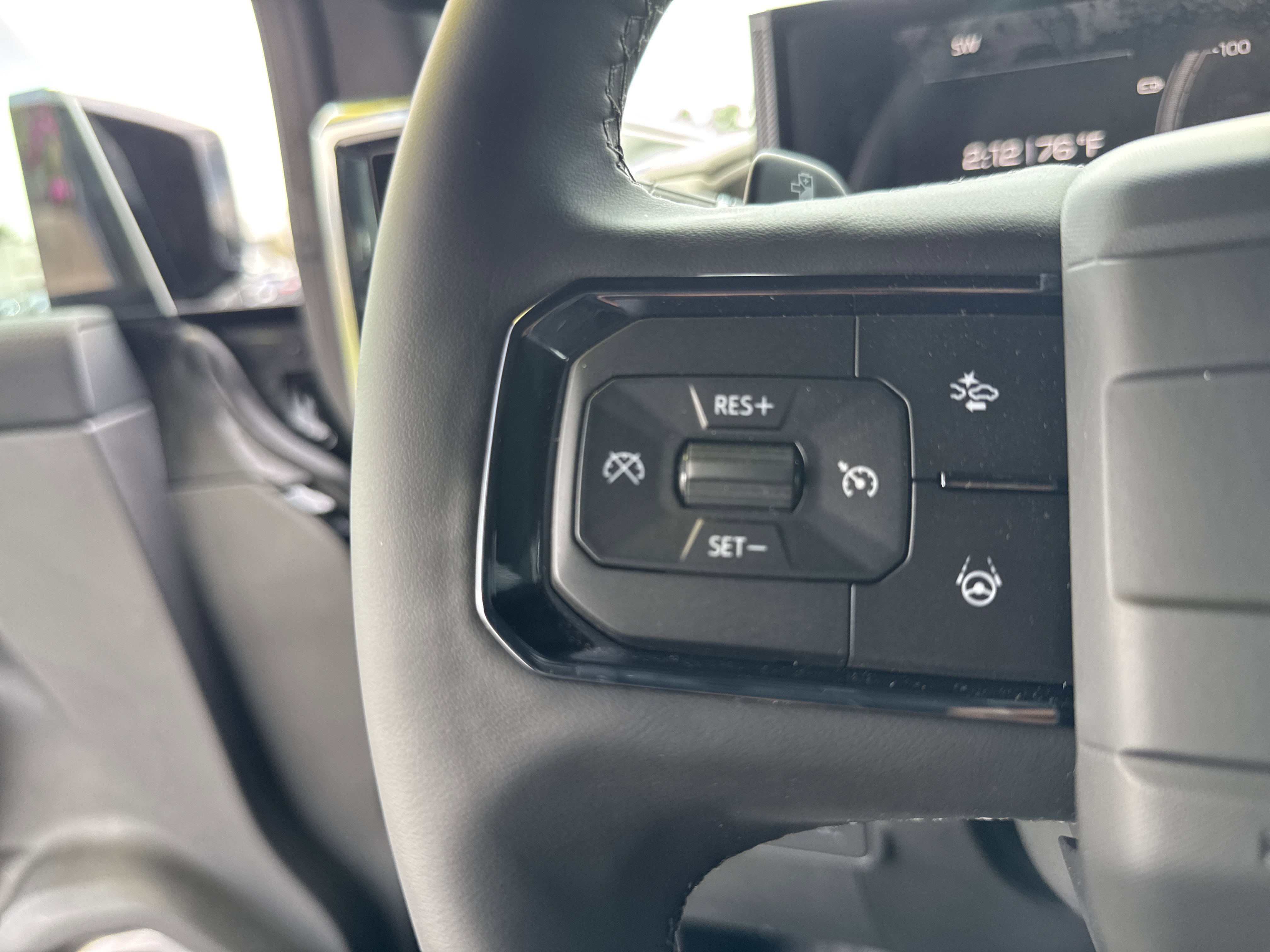 New 2026 GMC Hummer EV SUV image 19