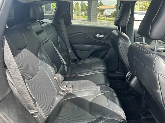 Used 2014 Jeep Cherokee Limited w/ Technology Group AWD/4WD image 34