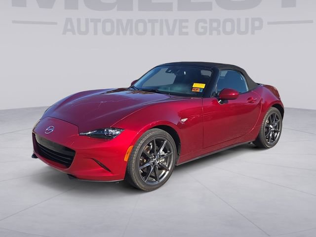 Used 2019 MAZDA MX-5 Miata Grand Touring RWD image 1