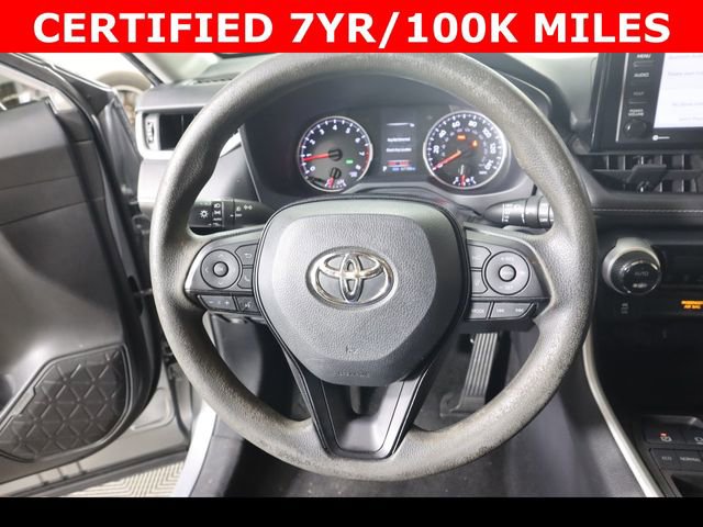 Used 2021 Toyota RAV4 XLE w/ Convenience Package image 18