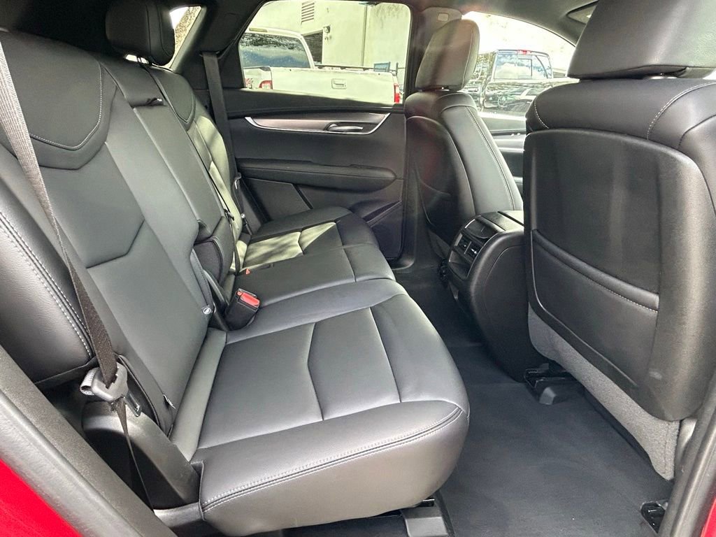Used 2023 Cadillac XT5 Luxury image 38