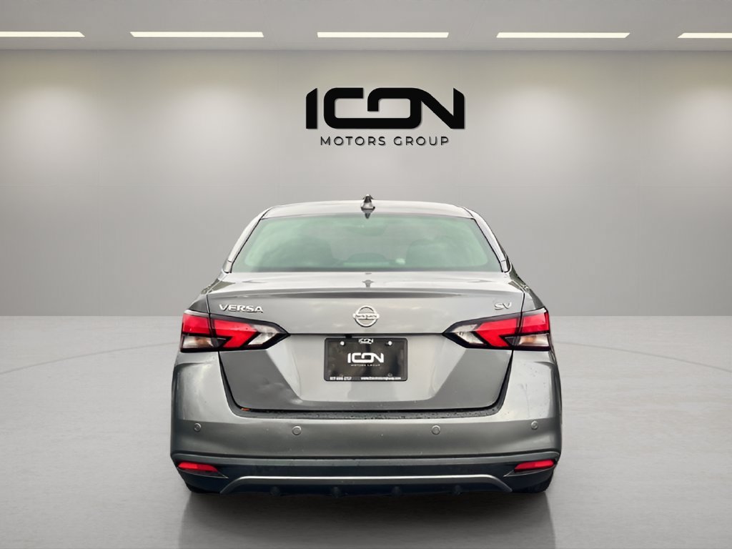 Used 2021 Nissan Versa SV FWD image 5