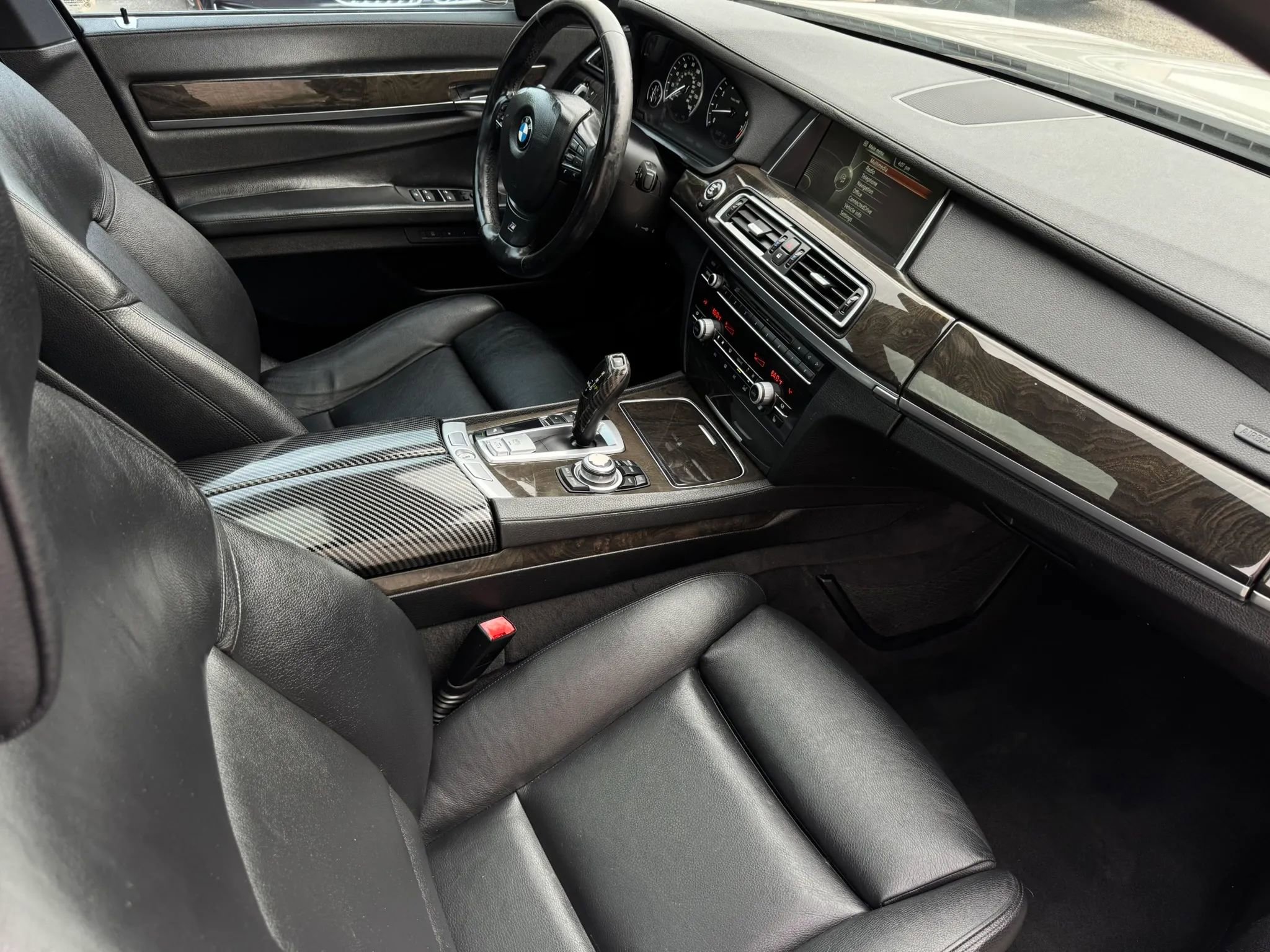 Used 2013 BMW 740Li RWD image 22