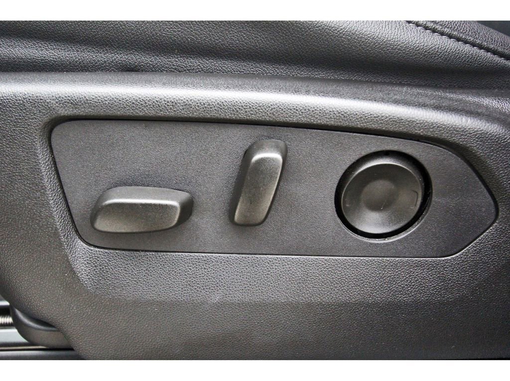 Used 2024 Chevrolet Silverado 2500 LTZ w/ LTZ Texas Edition image 25