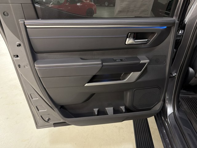 Used 2024 Toyota Tundra Platinum AWD/4WD image 23