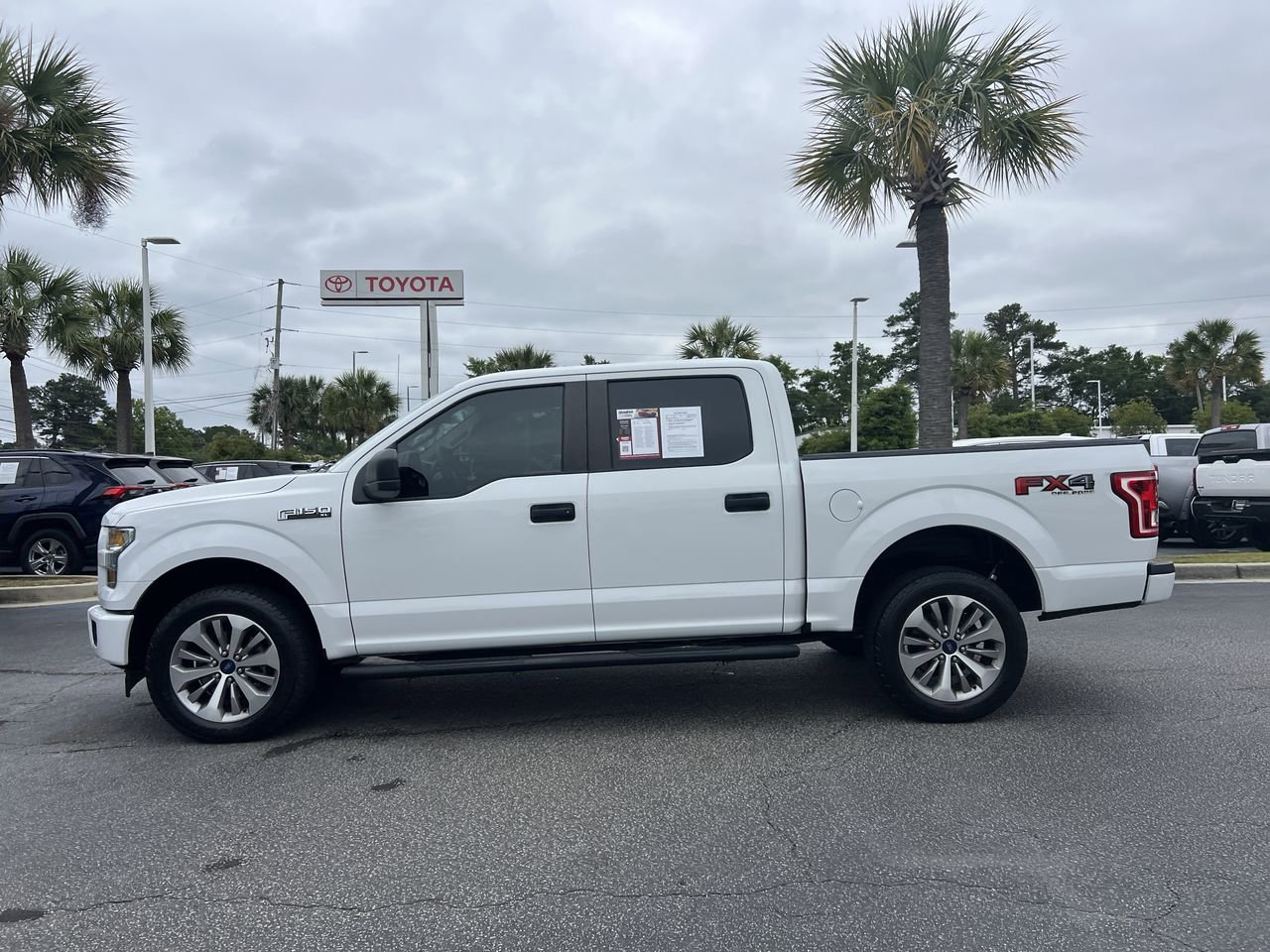 Used 2017 Ford F150 XL w/ Equipment Group 101A Mid AWD/4WD image 7