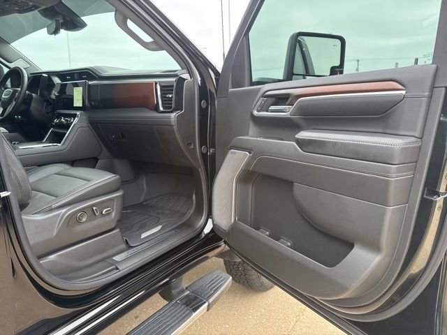 Used 2024 GMC Sierra 2500 Denali w/ Denali Reserve Package image 53