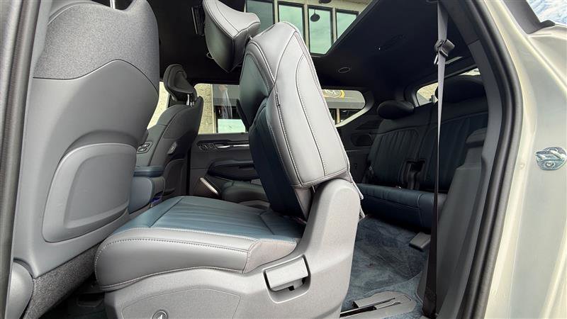 Used 2024 Kia EV9 GT-Line image 18