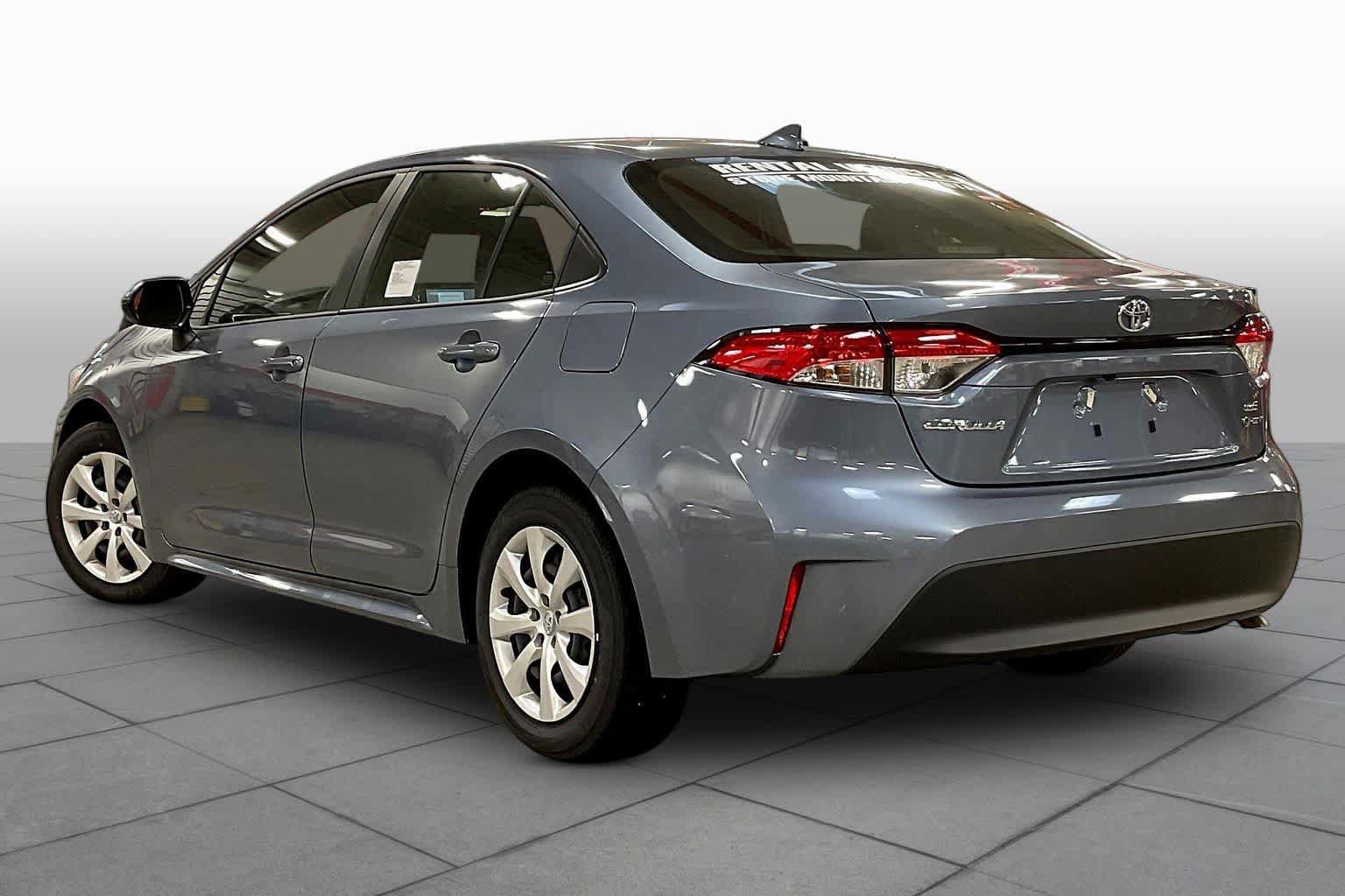 Used 2026 Toyota Corolla LE FWD image 12