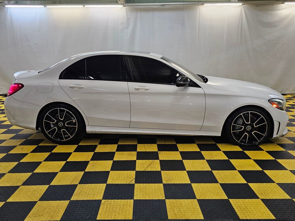 Used 2019 Mercedes-Benz C 300 Sedan image 2
