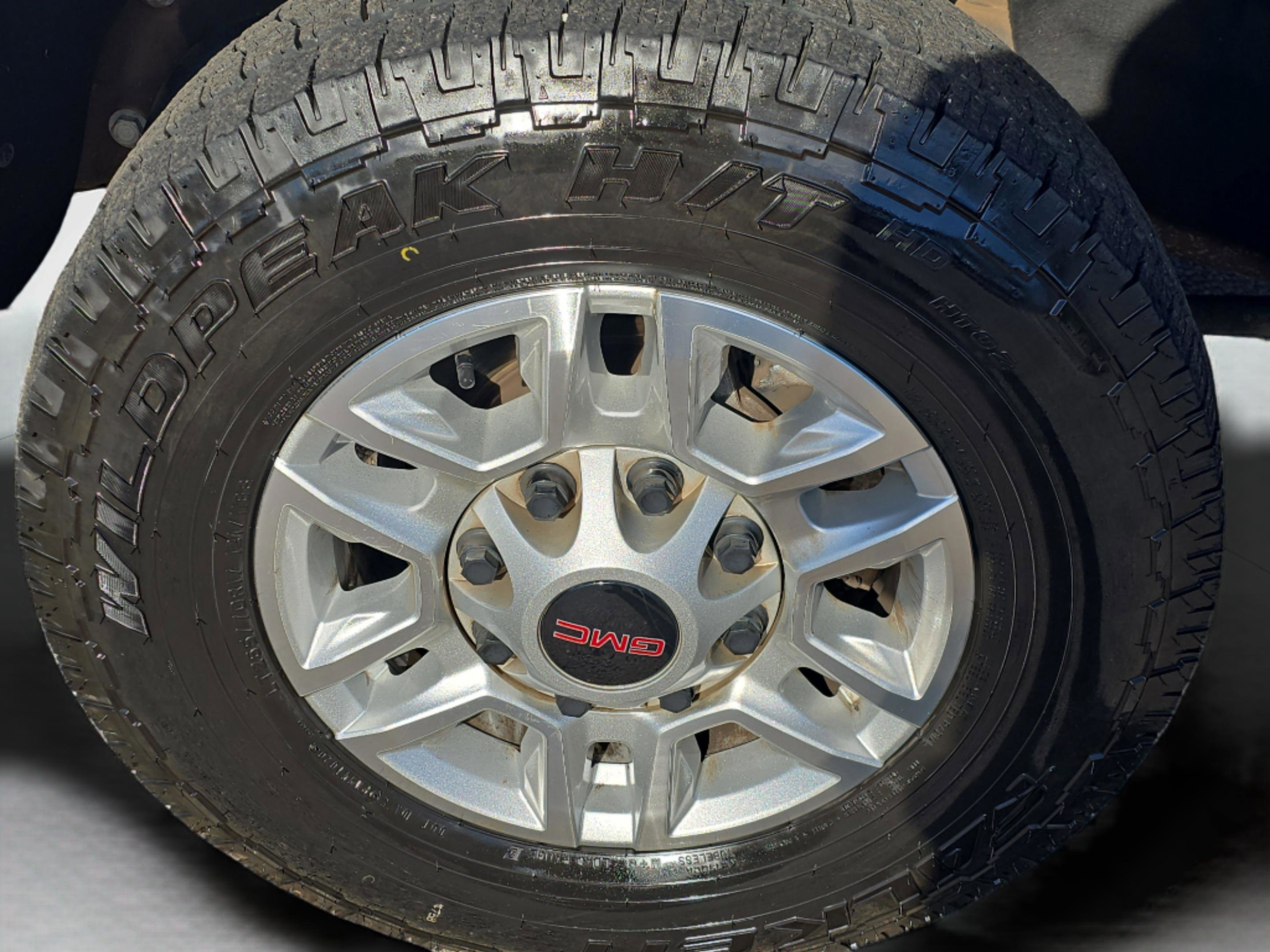 Used 2024 GMC Sierra 2500 Pro image 10