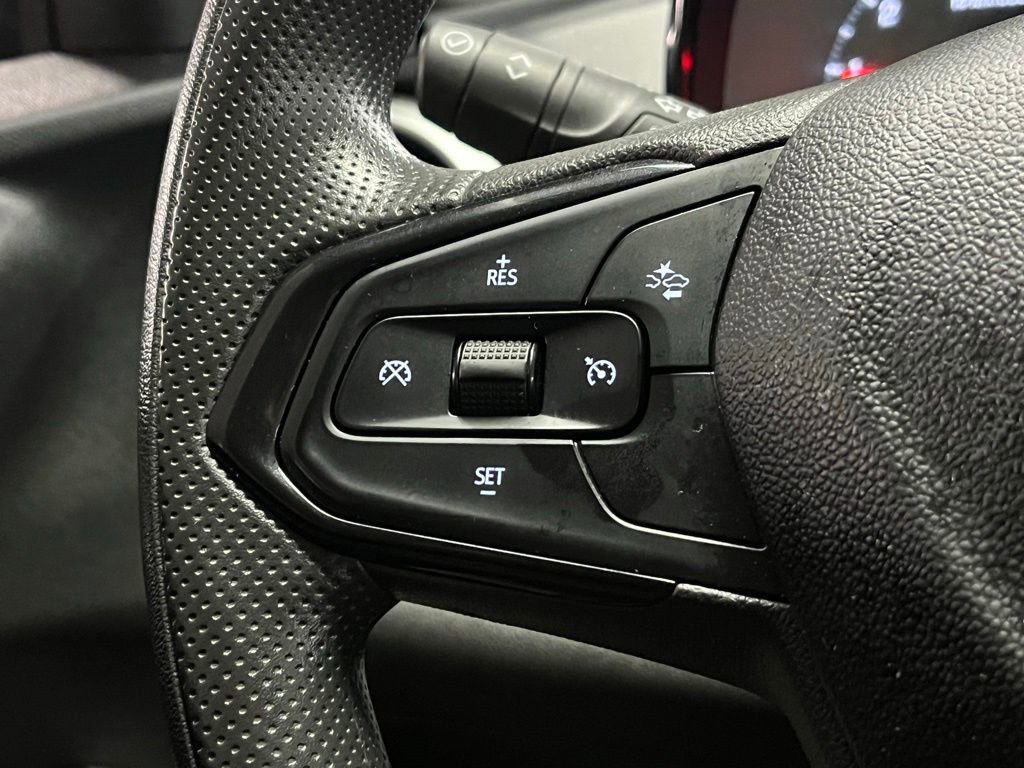 Used 2024 Chevrolet Trax LS w/ LS Convenience Package image 22