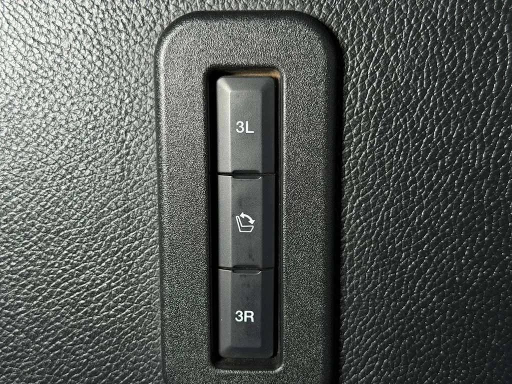 Used 2016 Ford Expedition EL King Ranch AWD/4WD image 17