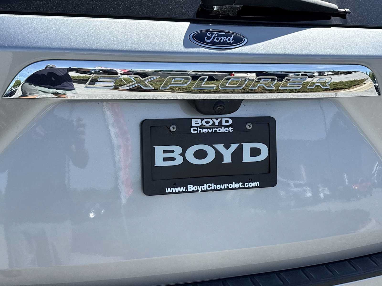Used 2023 Ford Explorer XLT w/ Equipment Group 202A AWD/4WD image 32