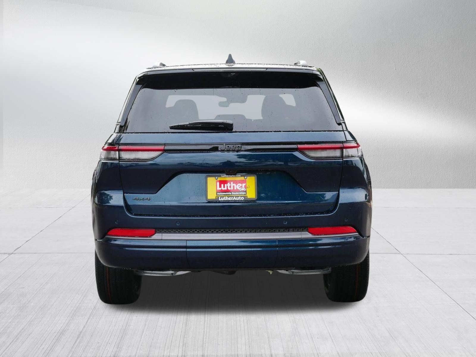New 2026 Jeep Grand Cherokee Limited AWD/4WD image 6