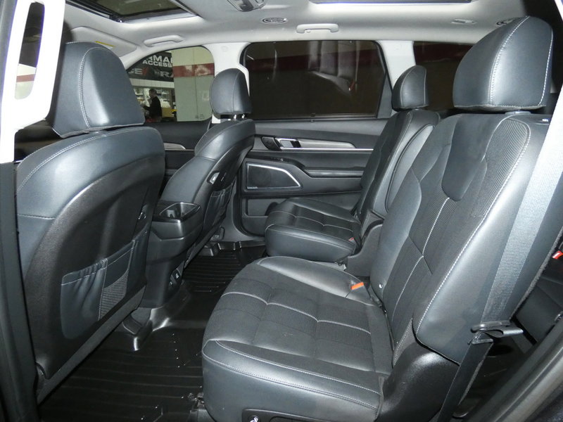Used 2022 Kia Telluride SX image 18