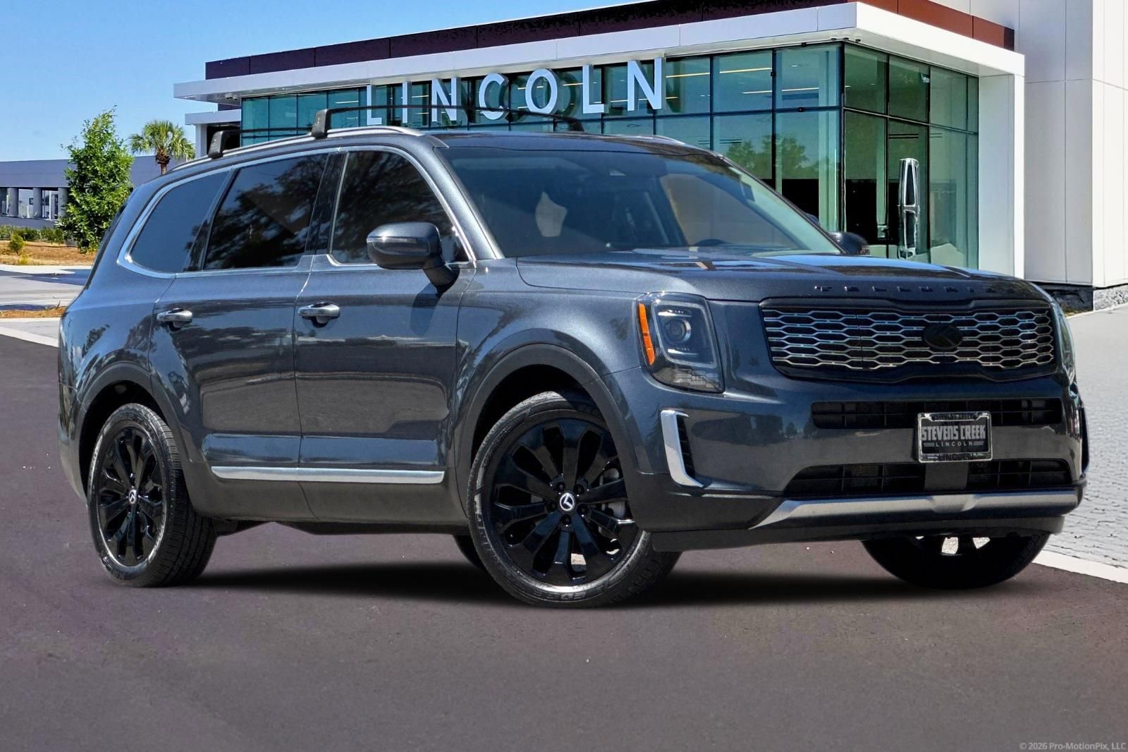 Used 2020 Kia Telluride S AWD/4WD image 2