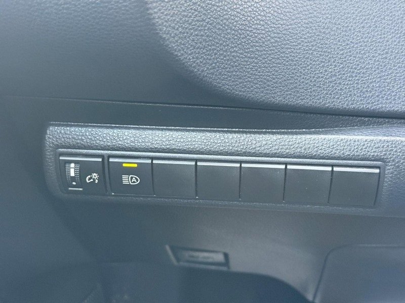 Used 2024 Toyota Corolla LE image 29
