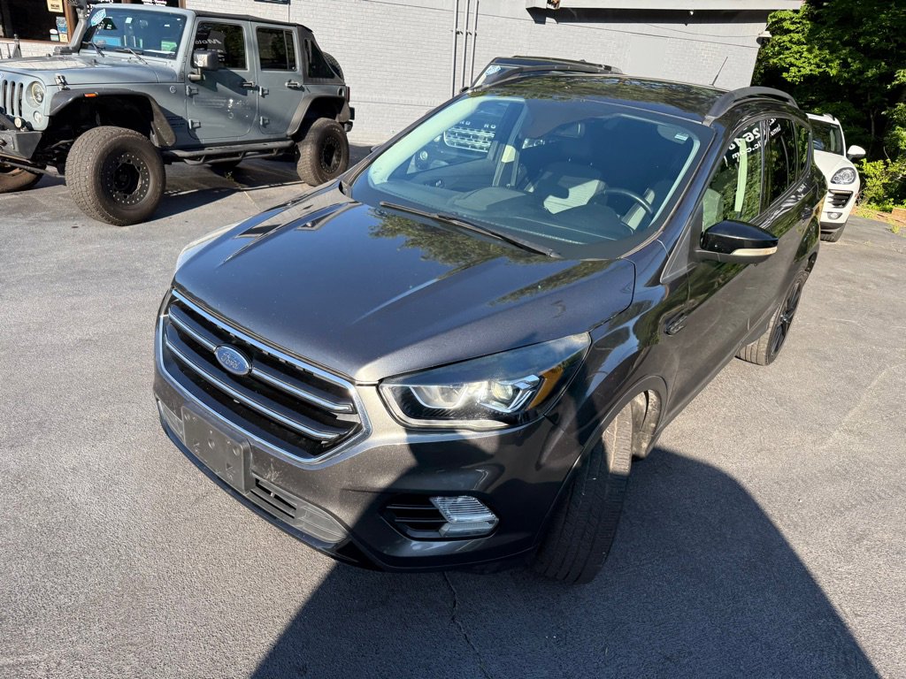 Used 2017 Ford Escape Titanium image 22