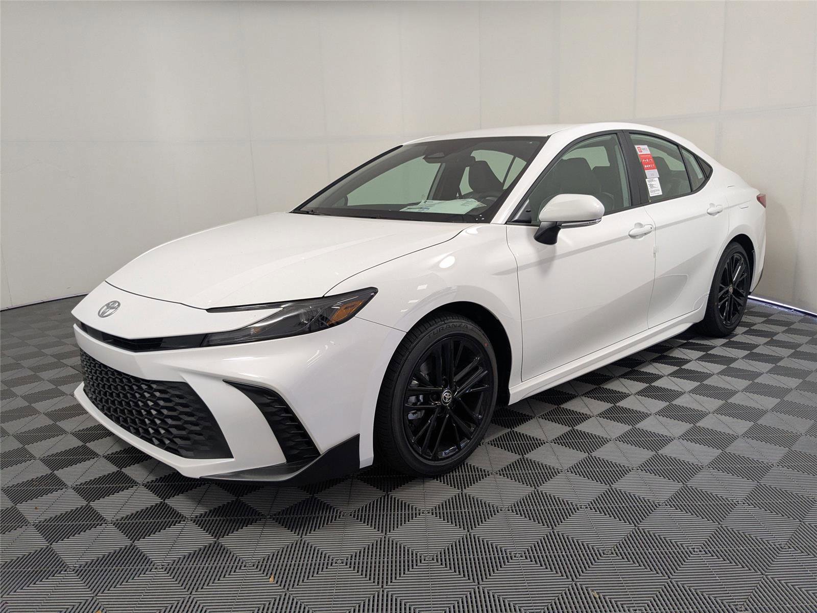 New 2026 Toyota Camry SE image 1