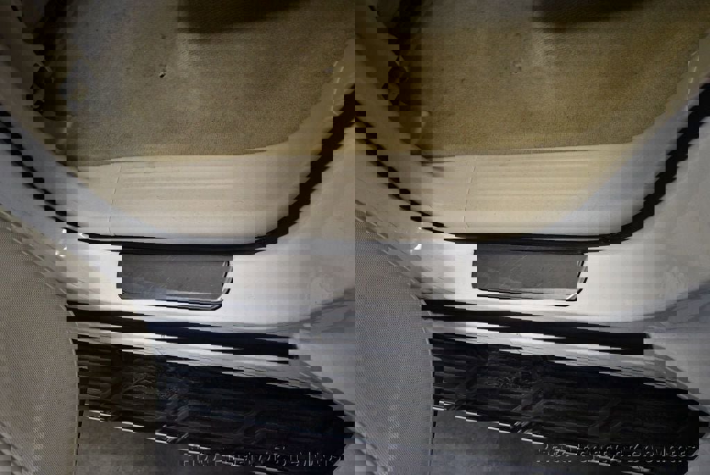 Used 2011 INFINITI QX56 4WD w/ Theater Pkg image 24