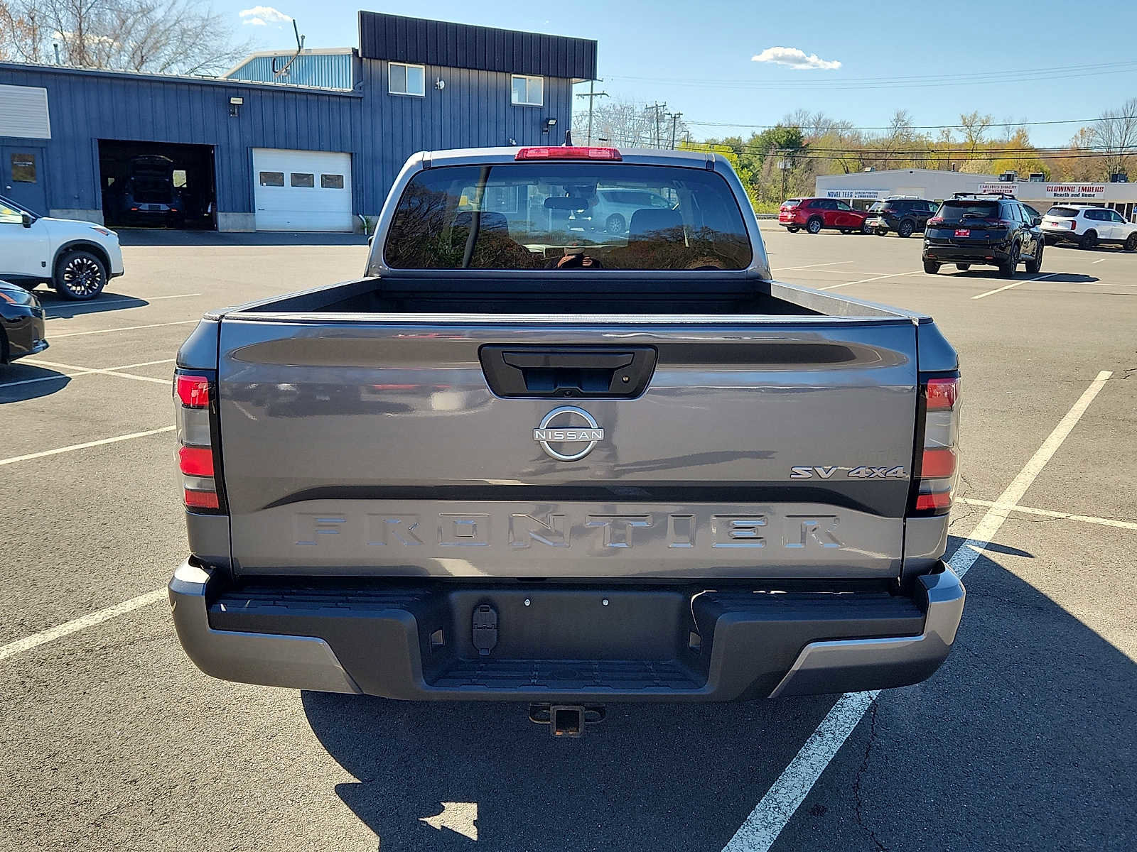 Used 2023 Nissan Frontier SV w/ Tow Package AWD/4WD image 5