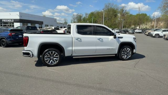 Used 2023 GMC Sierra 1500 Denali w/ Denali Reserve Package AWD/4WD image 8