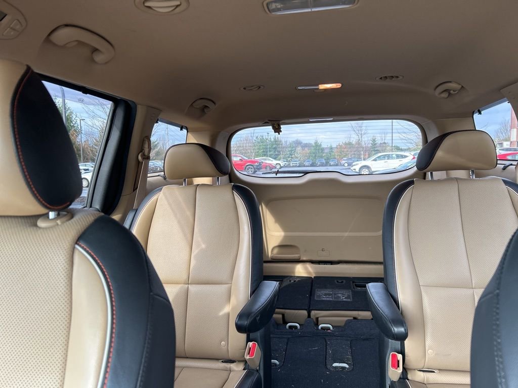 Used 2016 Kia Sedona SX FWD image 17