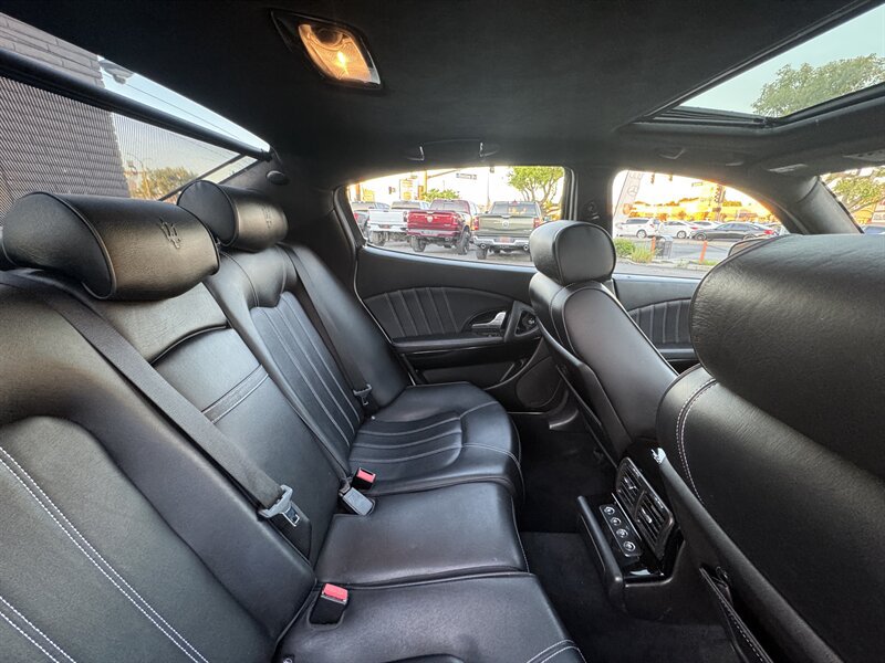 Used 2012 Maserati Quattroporte S RWD image 44