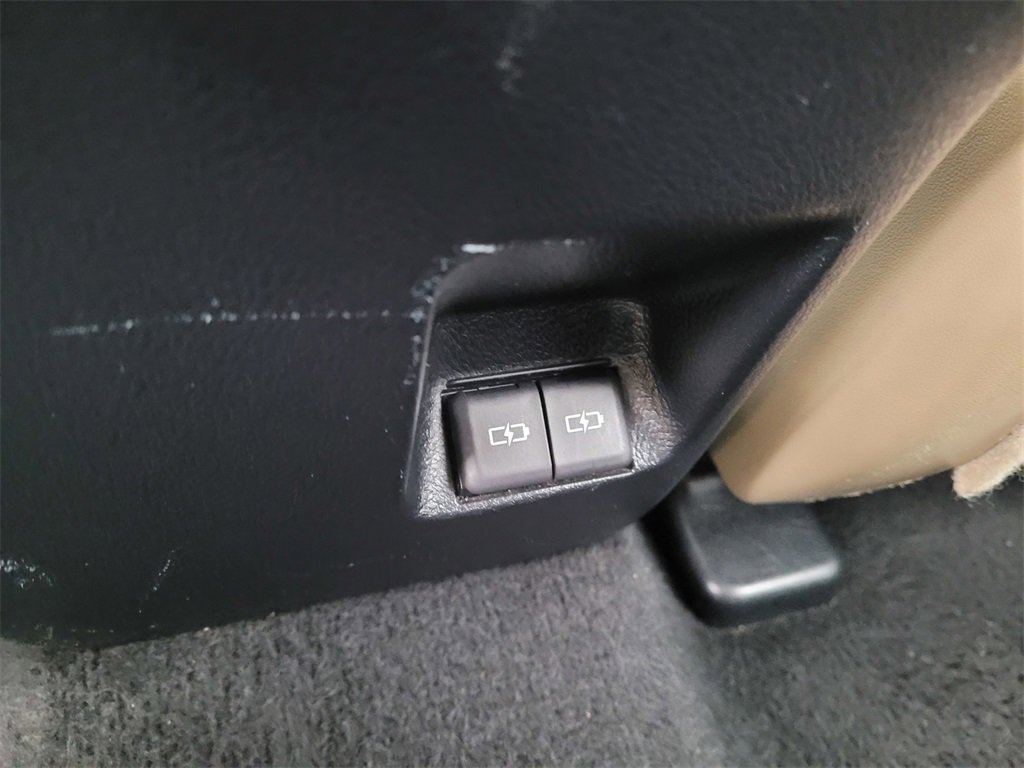 Used 2023 Toyota 4Runner SR5 Premium image 12