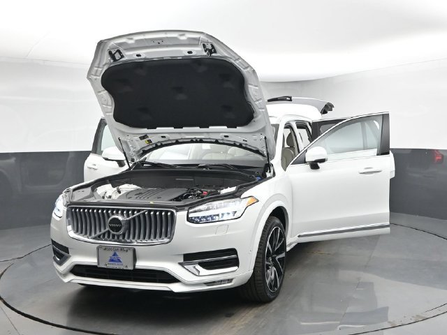 Used 2025 Volvo XC90 B5 Plus w/ Protection Package Premier AWD/4WD image 53