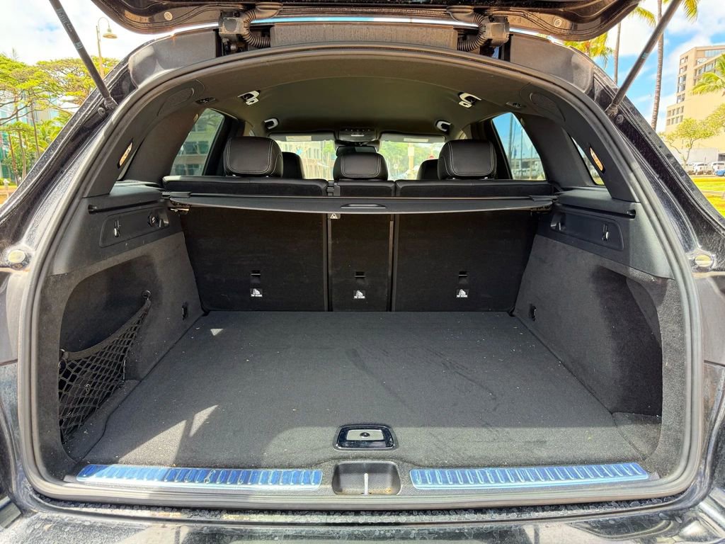 Used 2019 Mercedes-Benz GLC 300 4MATIC image 17