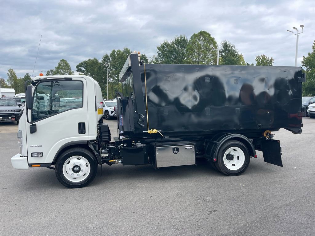 Used 2024 Chevrolet Low Cab Forward RWD image 10