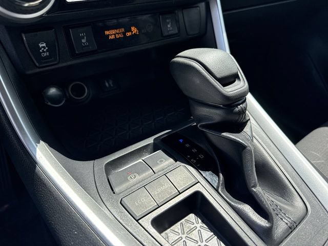 Used 2019 Toyota RAV4 XLE FWD image 20