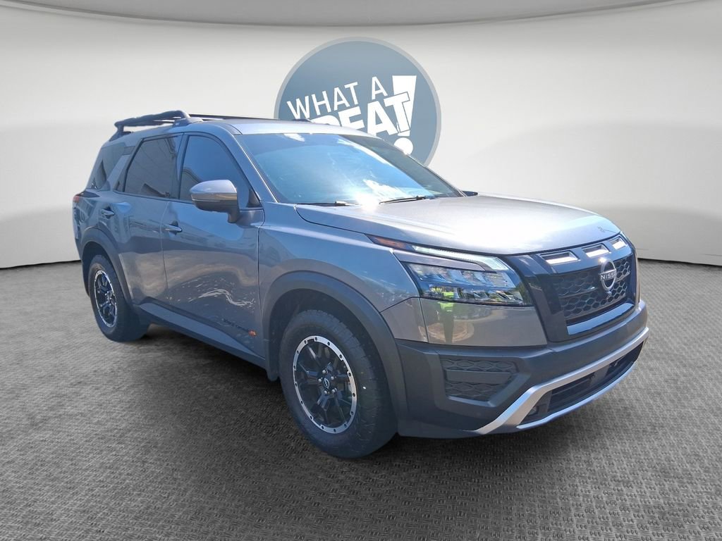 Used 2025 Nissan Pathfinder Rock Creek image 1