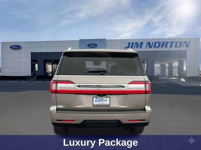 Used 2020 Lincoln Navigator Reserve w/ Luxury Package image 6